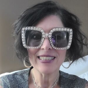 Meet your Posher, Andrea